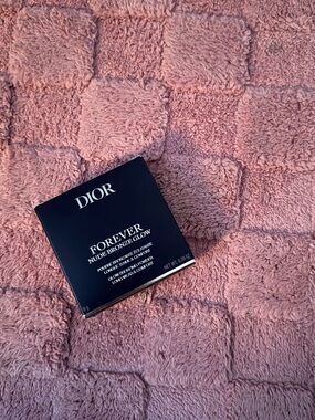 Dior Forever Nude Bronze Glow Compact — Black Packaging on Pink